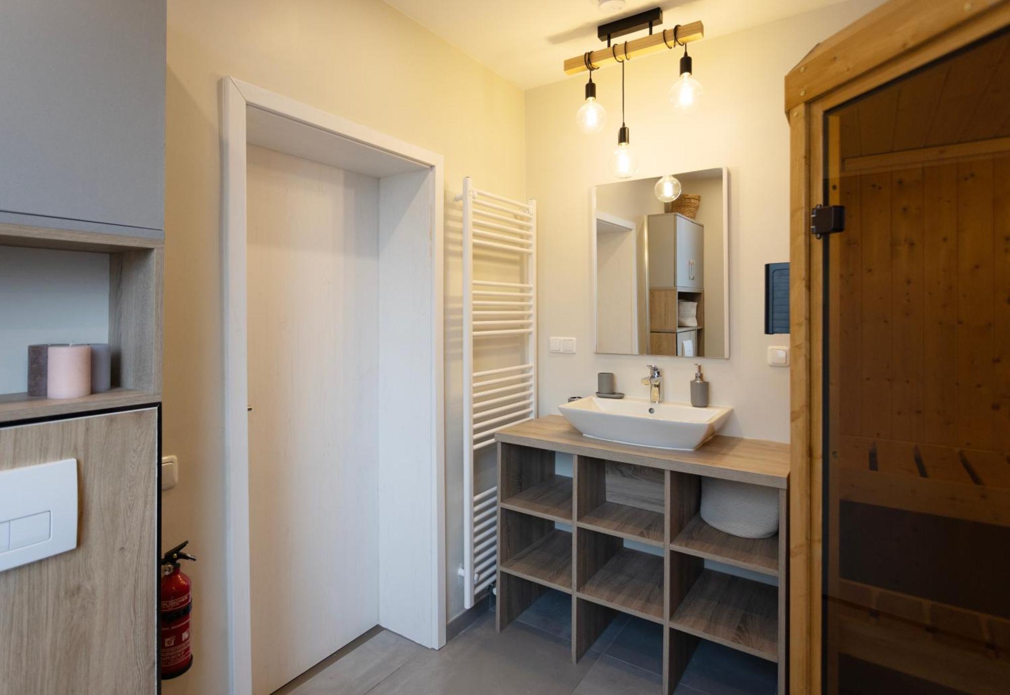 Huge Apartment With Sauna And Free Parking Duisburg Eksteriør bilde